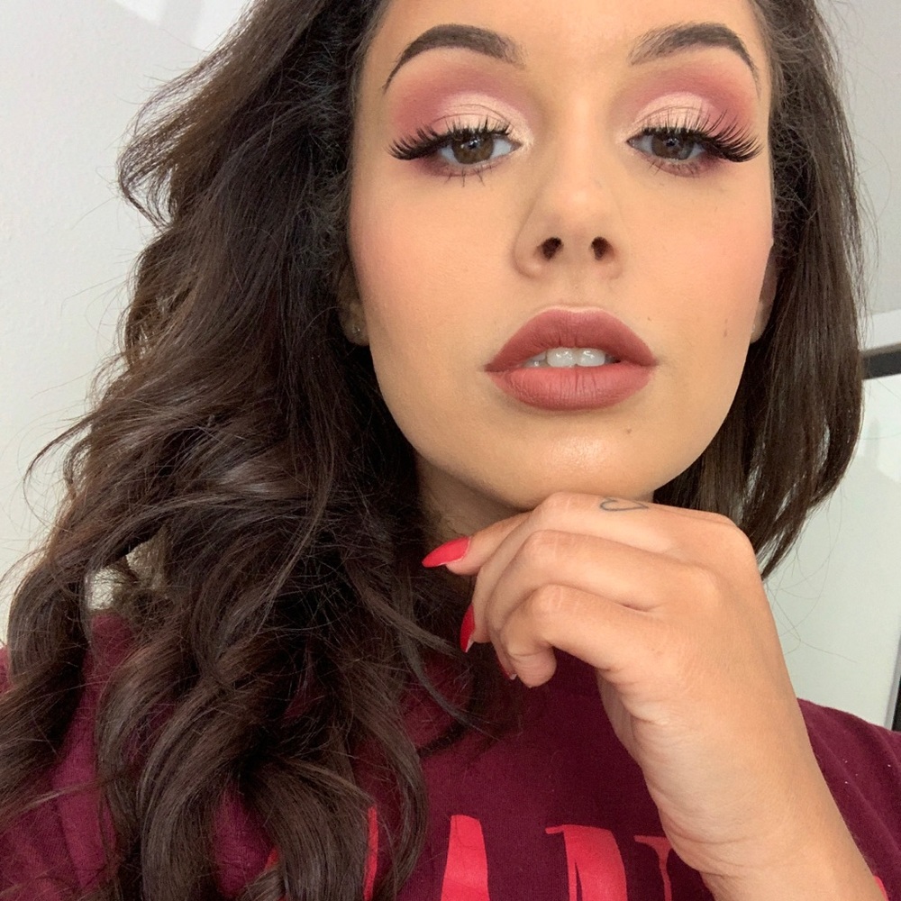 Meet your Posher, Nicole